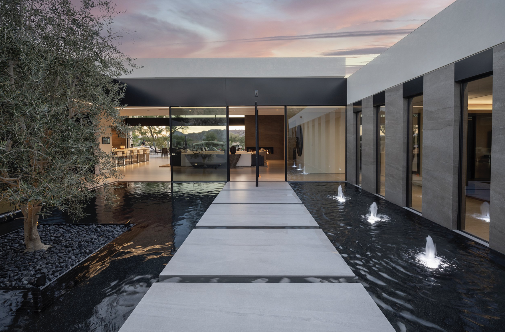 The process of building a custom home in Paradise Valley AZ