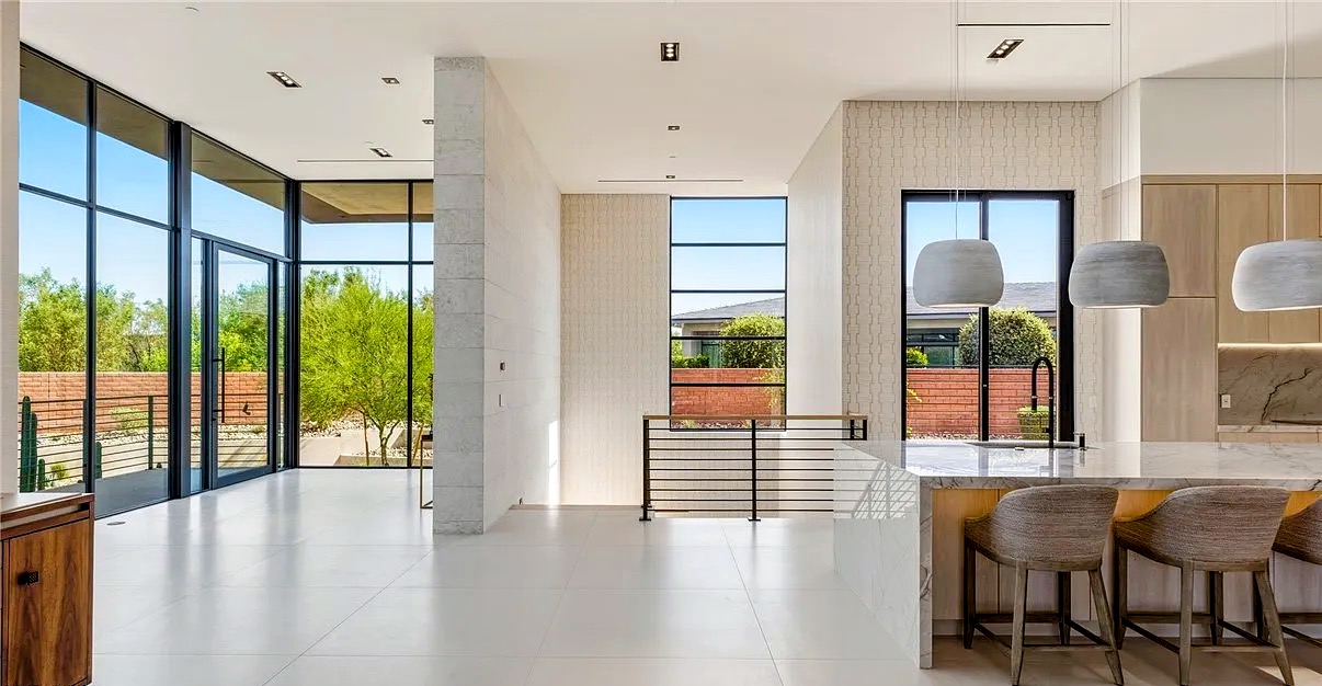Contemporary Oasis project photo 7